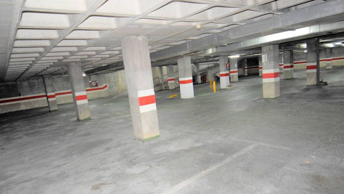 Sale - Garage - Guardamar del Segura - Guardamar del Segura Centro