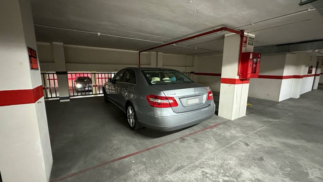 Sale - Garage - Guardamar del Segura - Guardamar del Segura Centro