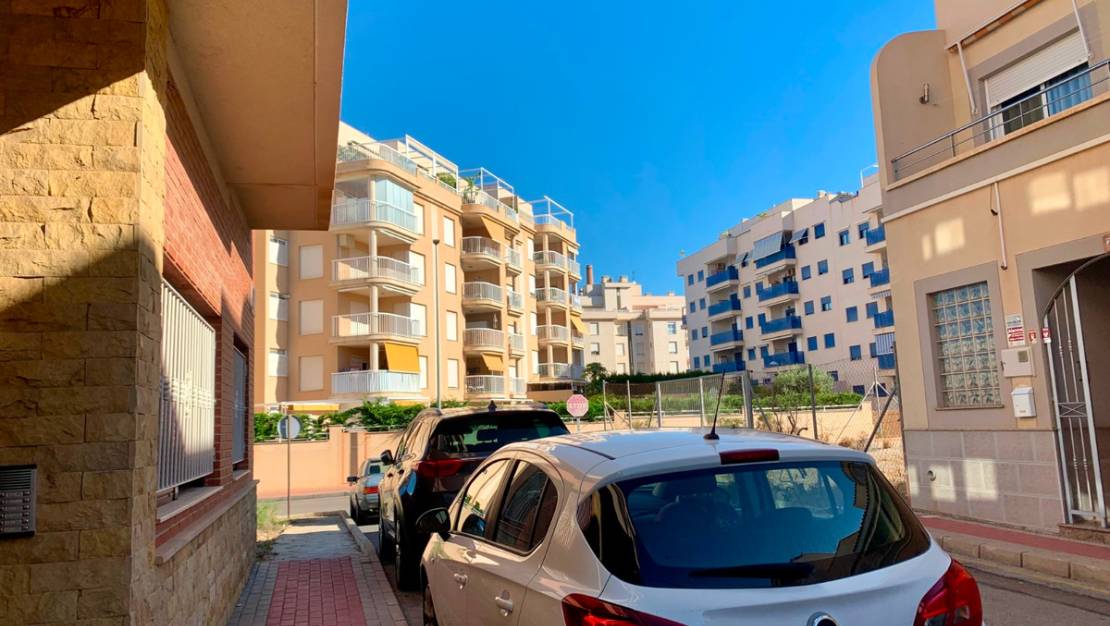 Sale - Garage - Murcia - Águilas Centro