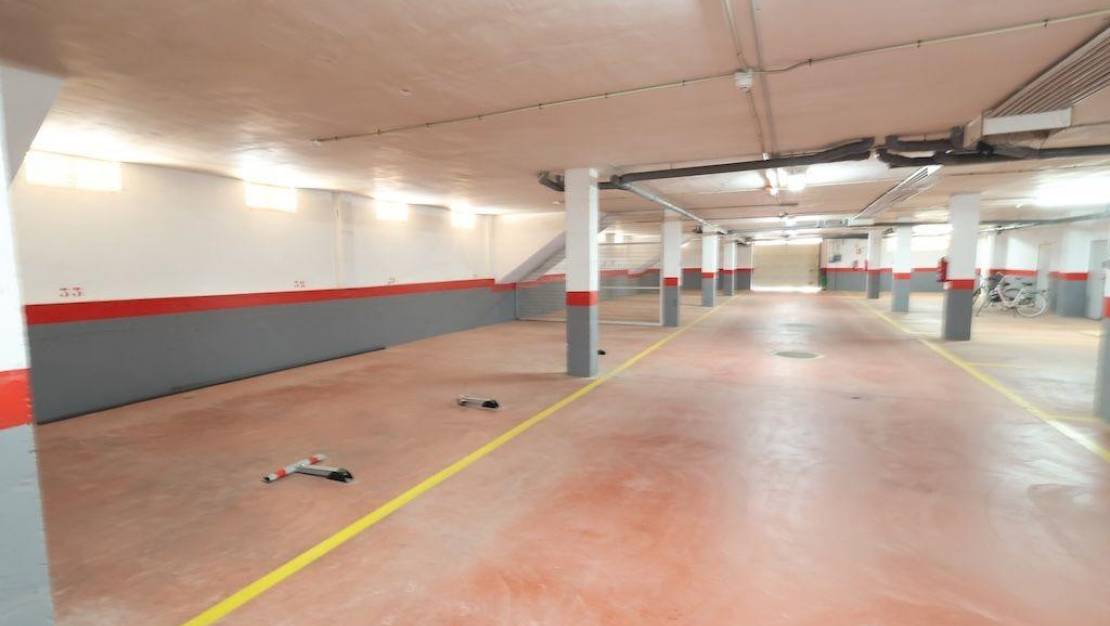 Sale - Garage - Orihuela - Campoamor