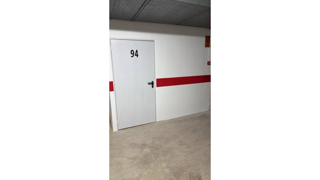 Sale - Garage - Orihuela - Orihuela Costa