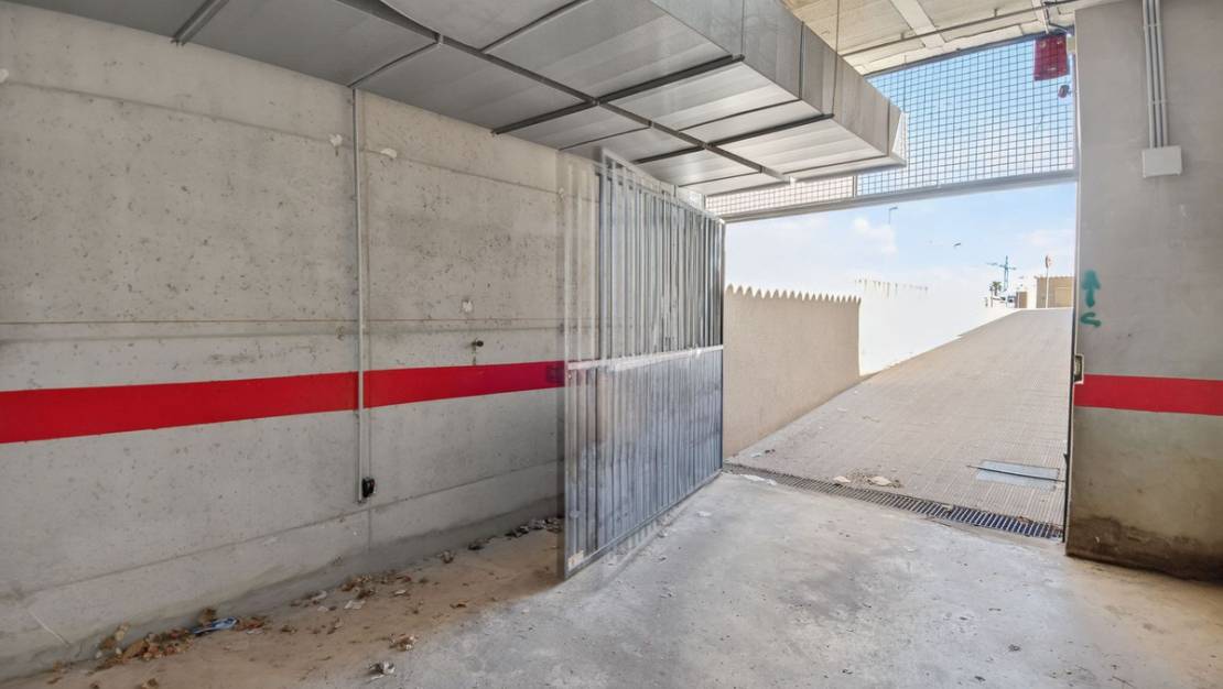 Sale - Garage - Orihuela - Punta Prima