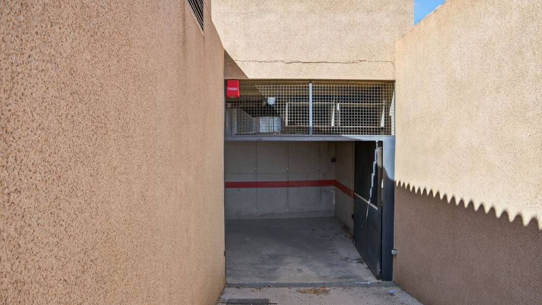 Sale - Garage - Orihuela - Punta Prima