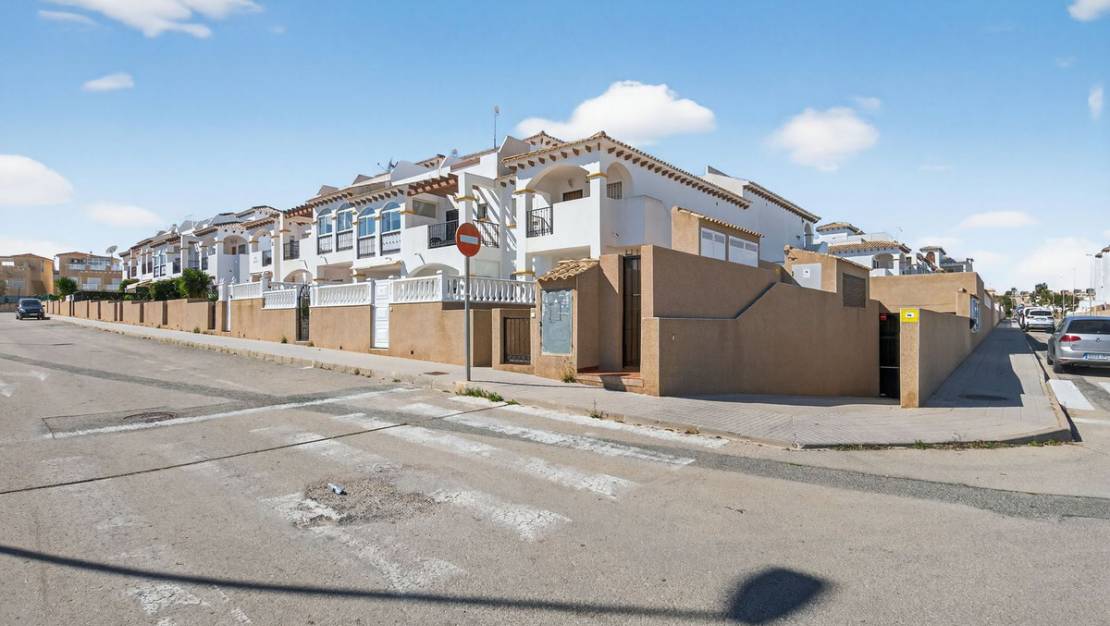 Sale - Garage - Orihuela - Punta Prima