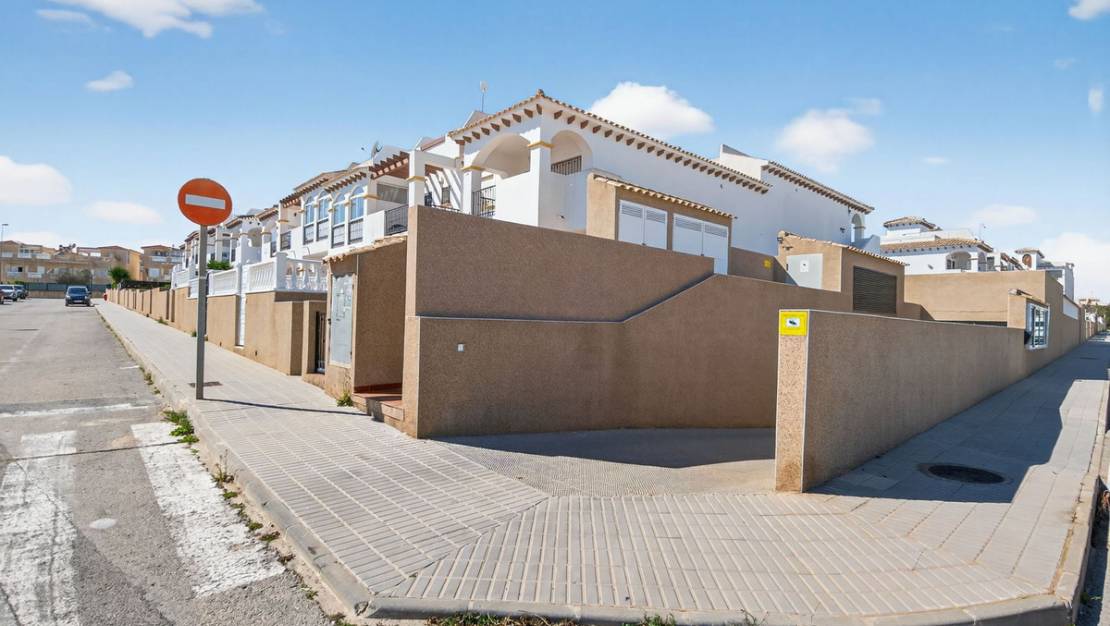 Sale - Garage - Orihuela - Punta Prima