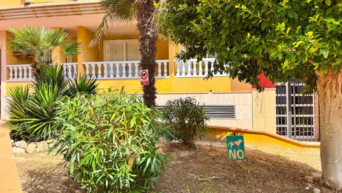 Sale - Garage - Torrevieja - La Mata