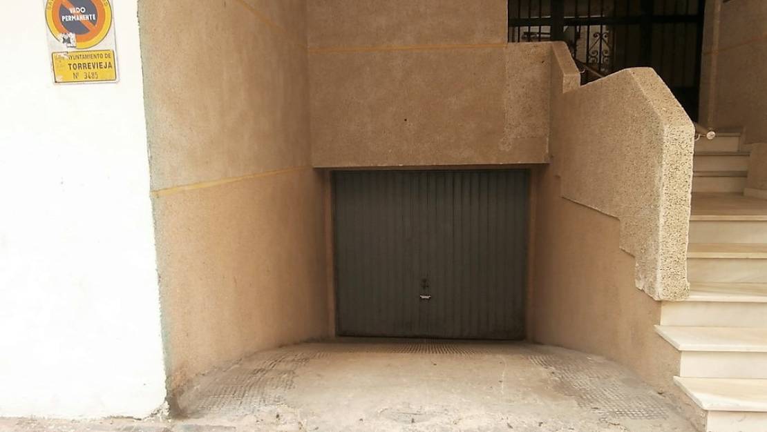 Sale - Garage - Torrevieja - La Mata