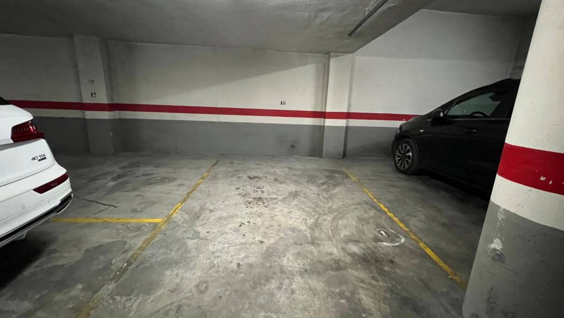 Sale - Garage - Torrevieja - Playa del Cura