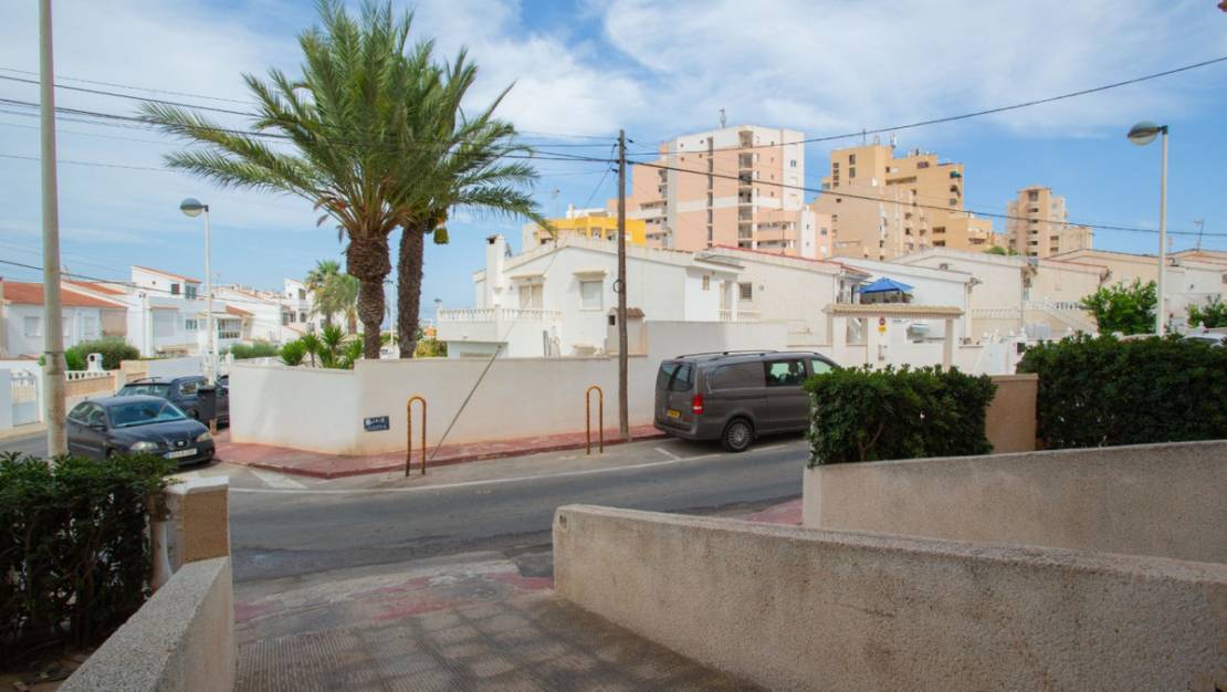Sale - Garage - Torrevieja - Torre la mata