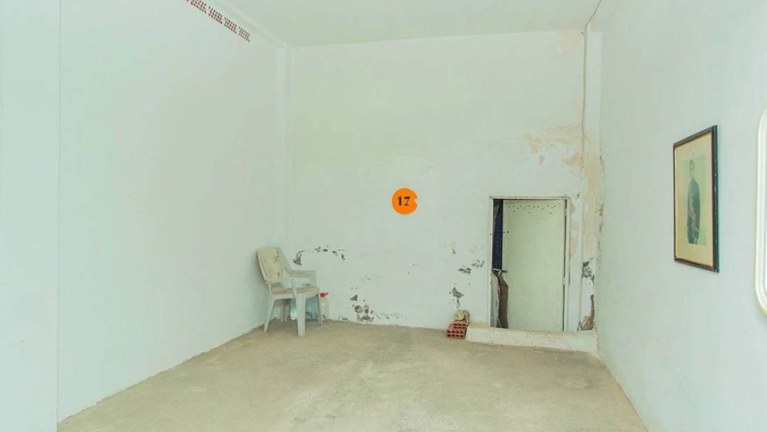 Sale - Garage - Torrevieja - Torre la mata