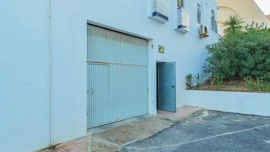 Sale - Garage - Torrevieja - Torre la mata