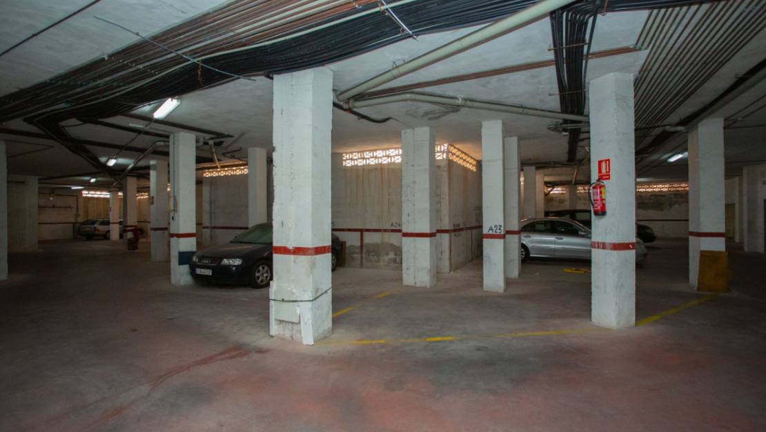 Sale - Garage - Torrevieja - Torre la mata