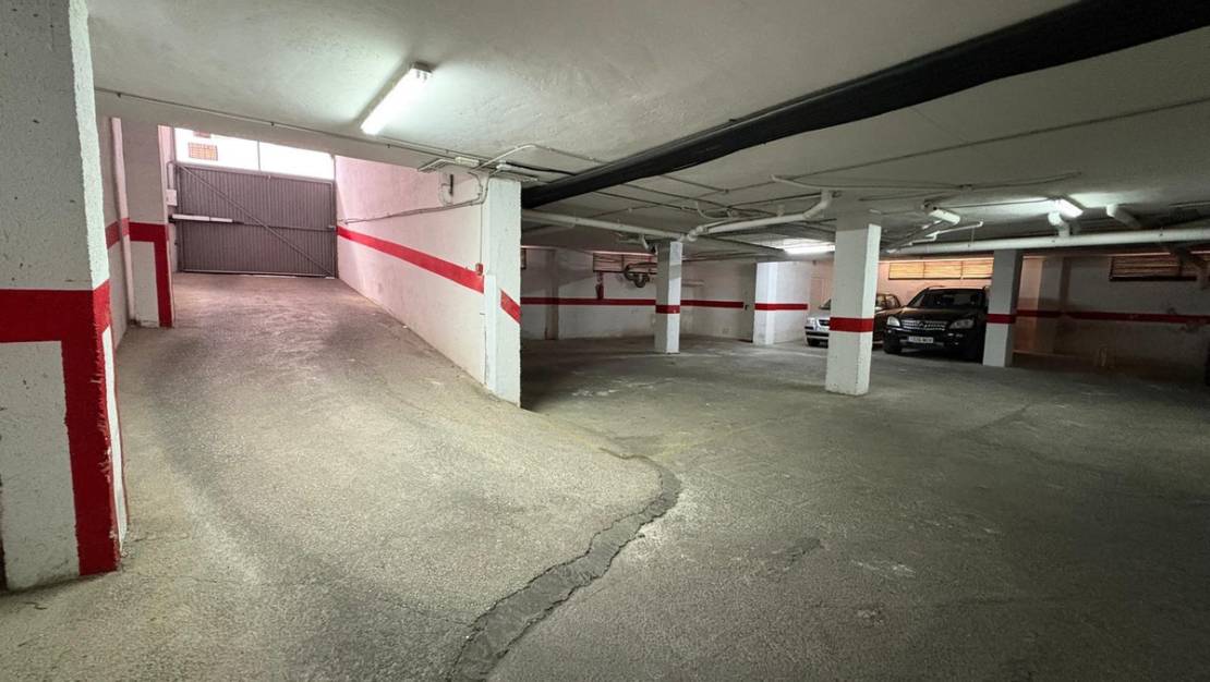 Sale - Garage - Torrevieja - Torrevieja Centro