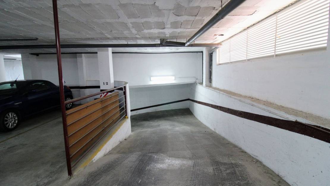 Sale - Garage - Torrevieja - Torrevieja Centro