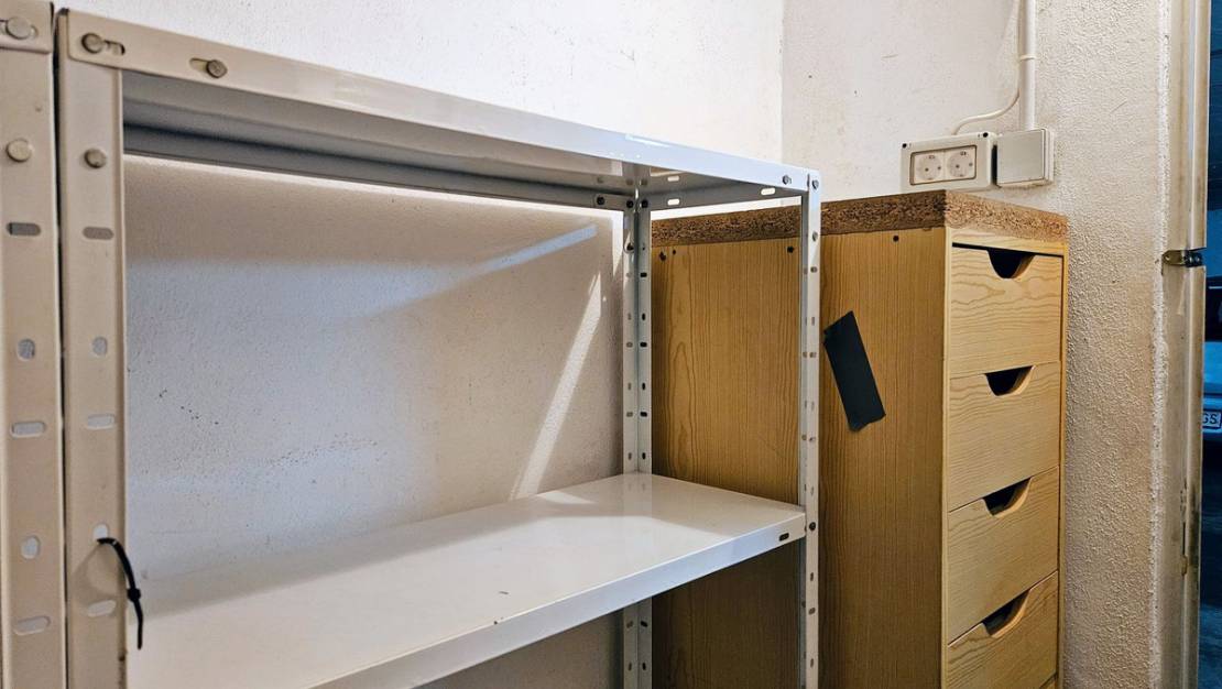 Sale - Garage - Torrevieja - Torrevieja Centro