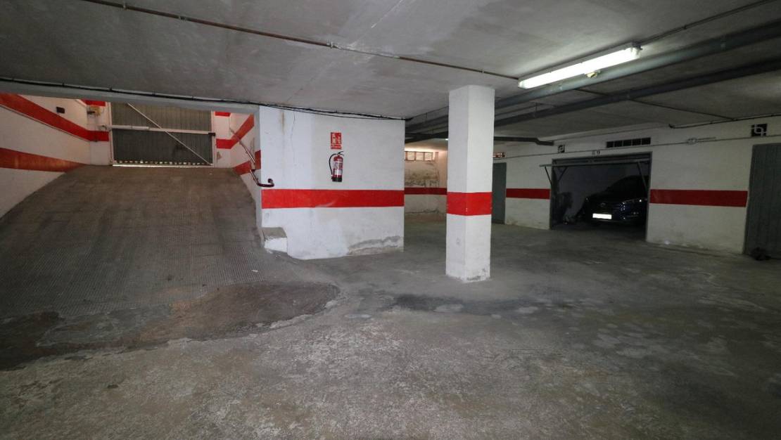 Sale - Garage - Torrevieja - Torrevieja Centro