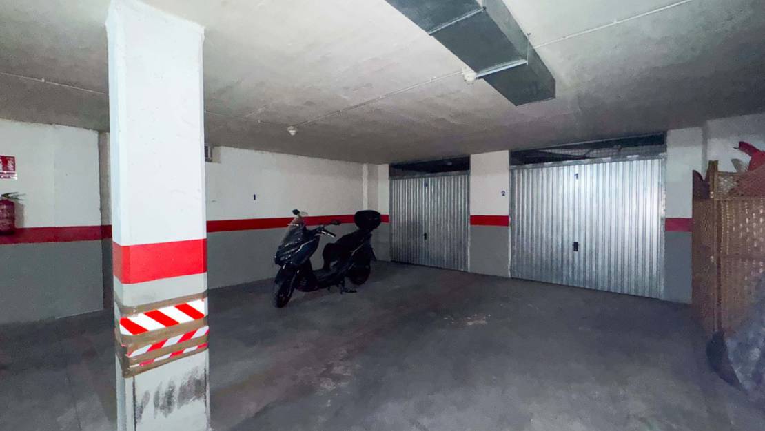 Sale - Garage - Torrevieja - Torrevieja Centro