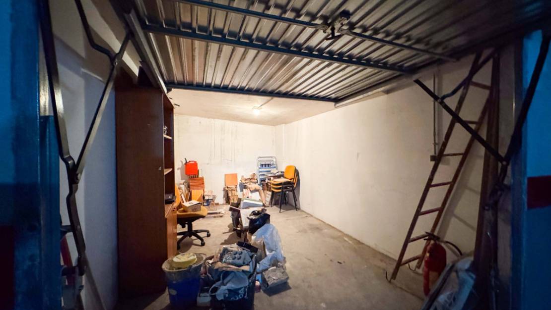 Sale - Garage - Torrevieja - Torrevieja Centro