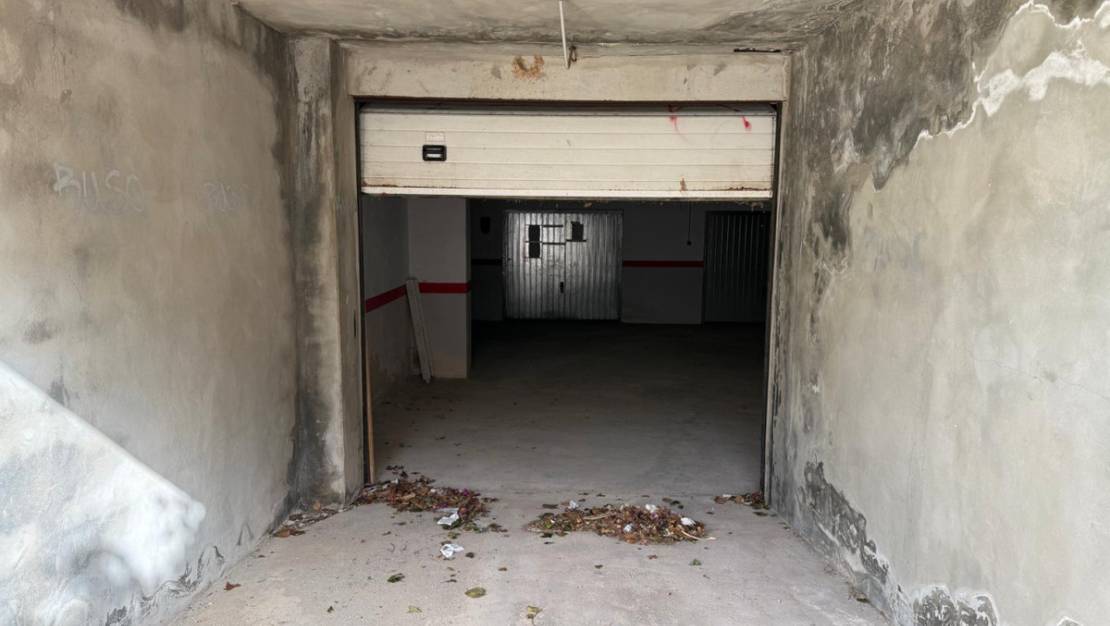 Sale - Garage - Torrevieja - Torrevieja Centro