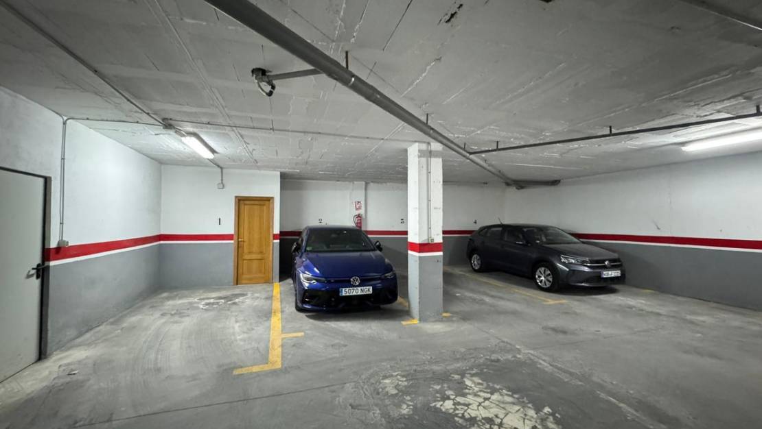 Sale - Garage - Torrevieja - Torrevieja Centro