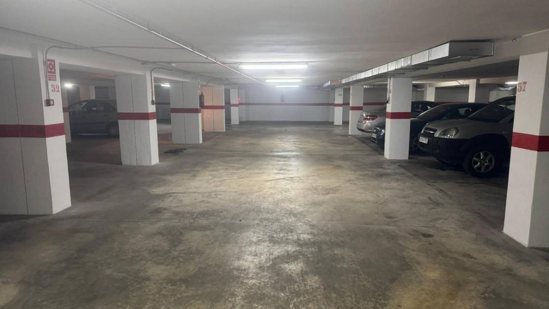 Sale - Garage - Torrevieja - Torrevieja Centro