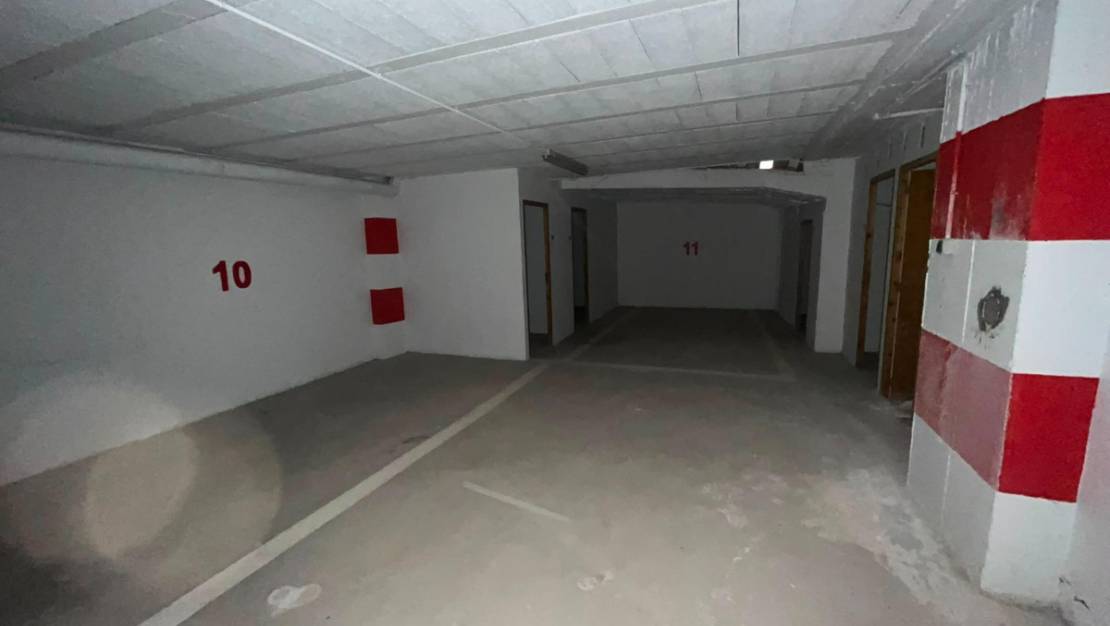Sale - Garage - Torrevieja - Torrevieja Centro