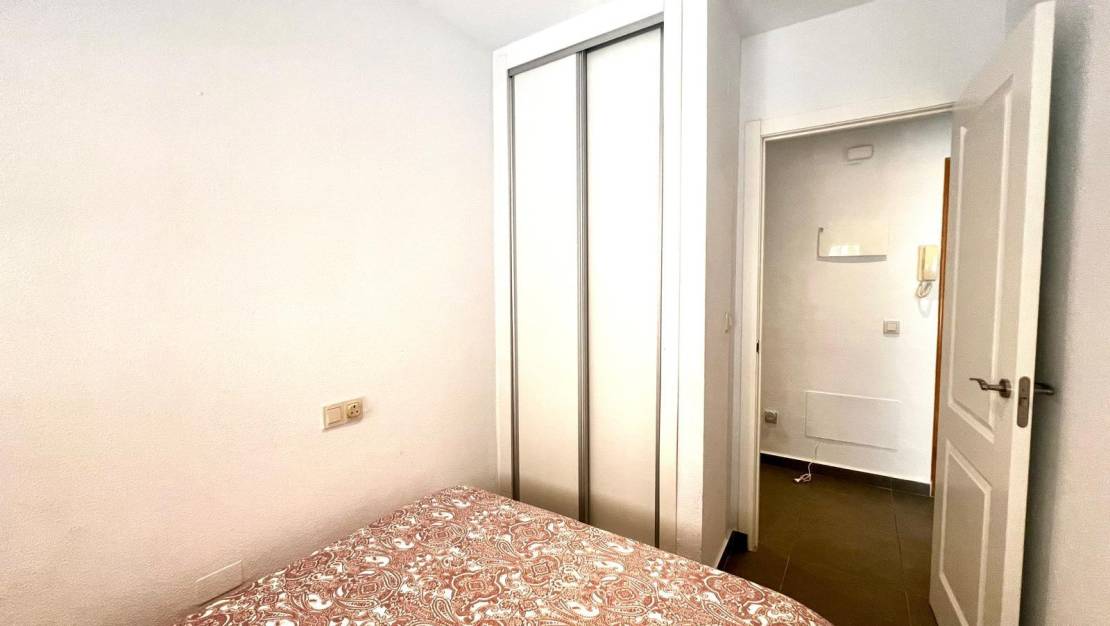 Sale - Ground Floor - Torrevieja - Cabo cervera