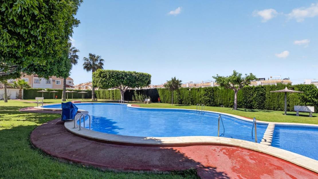 Sale - Ground Floor - Torrevieja - El limonar