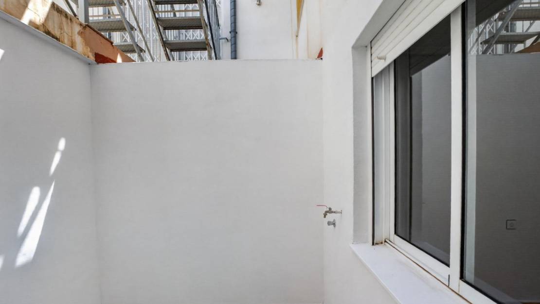 Sale - Ground Floor - Torrevieja - El limonar