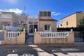Sale - House - Torrevieja - Centro