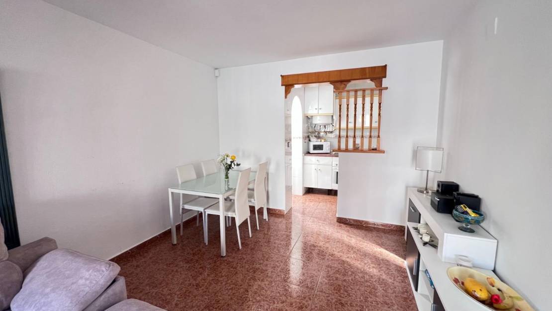 Sale - House - Torrevieja - Centro