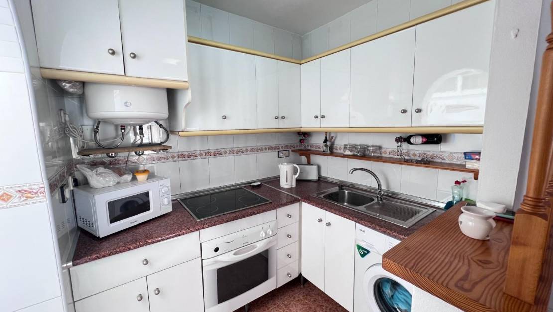 Sale - House - Torrevieja - Centro