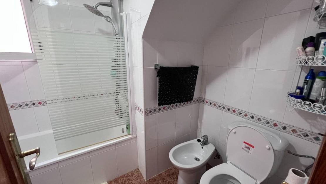 Sale - House - Torrevieja - Centro