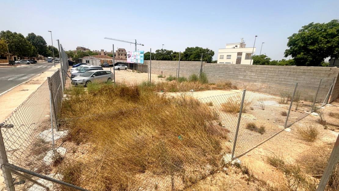 Sale - Land - Pilar de la Horadada - Pilar de la Horadada Centro