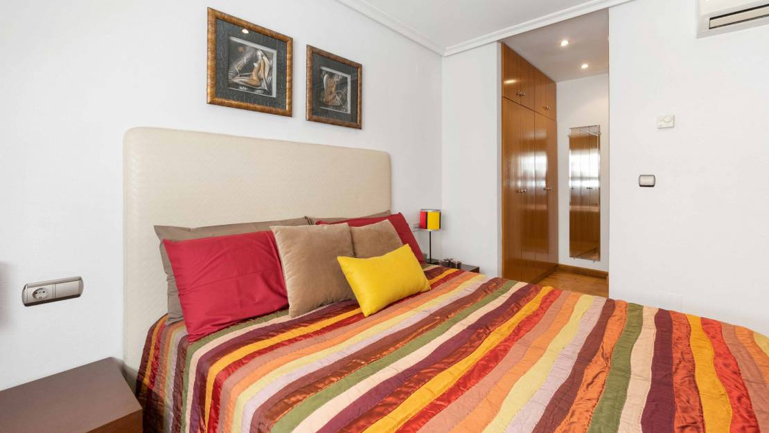 Sale - Penthouse - Torrevieja Centro - Torrevieja