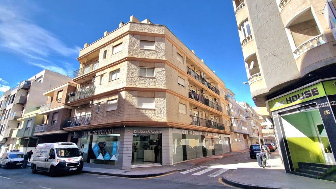 Sale - Penthouse - Torrevieja - Centro