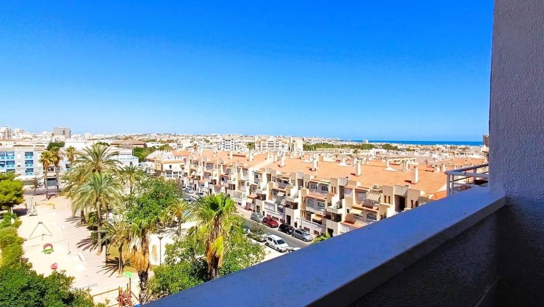 Sale - Penthouse - Torrevieja - Centro