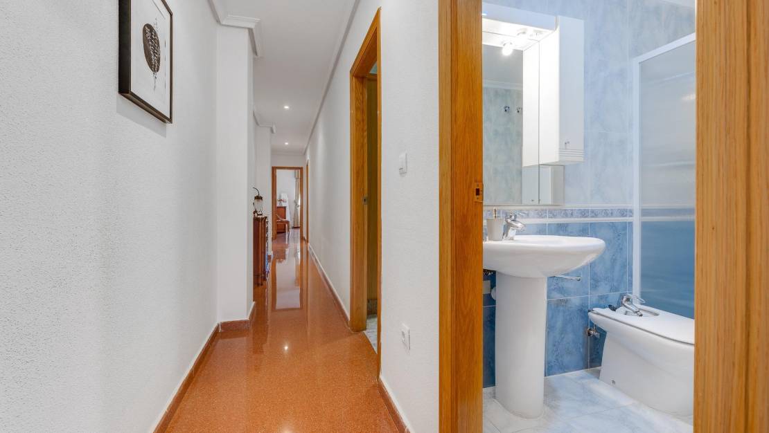 Sale - Penthouse - Torrevieja - Paseo maritimo