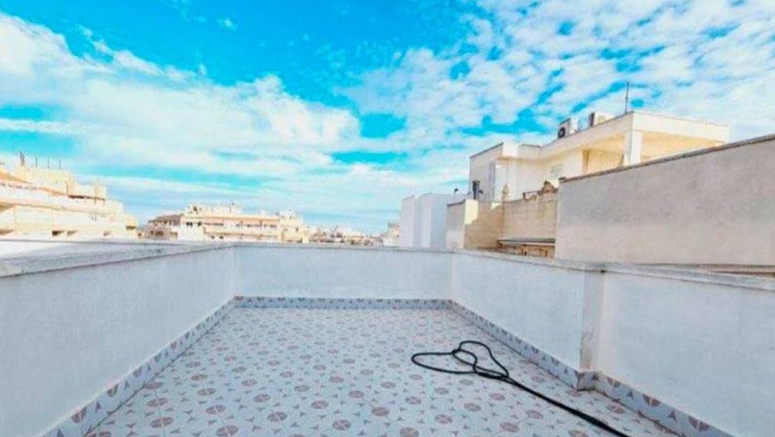 Sale - Penthouse - Torrevieja - Playa de los Locos