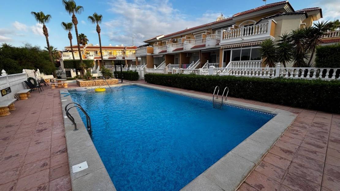 Sale - Semi Detached House - Ciudad Quesada - Doña Pepa