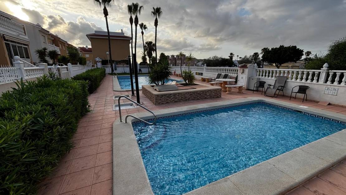 Sale - Semi Detached House - Ciudad Quesada - Doña Pepa