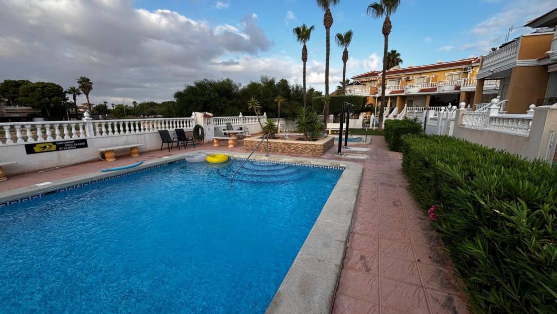 Sale - Semi Detached House - Ciudad Quesada - Doña Pepa