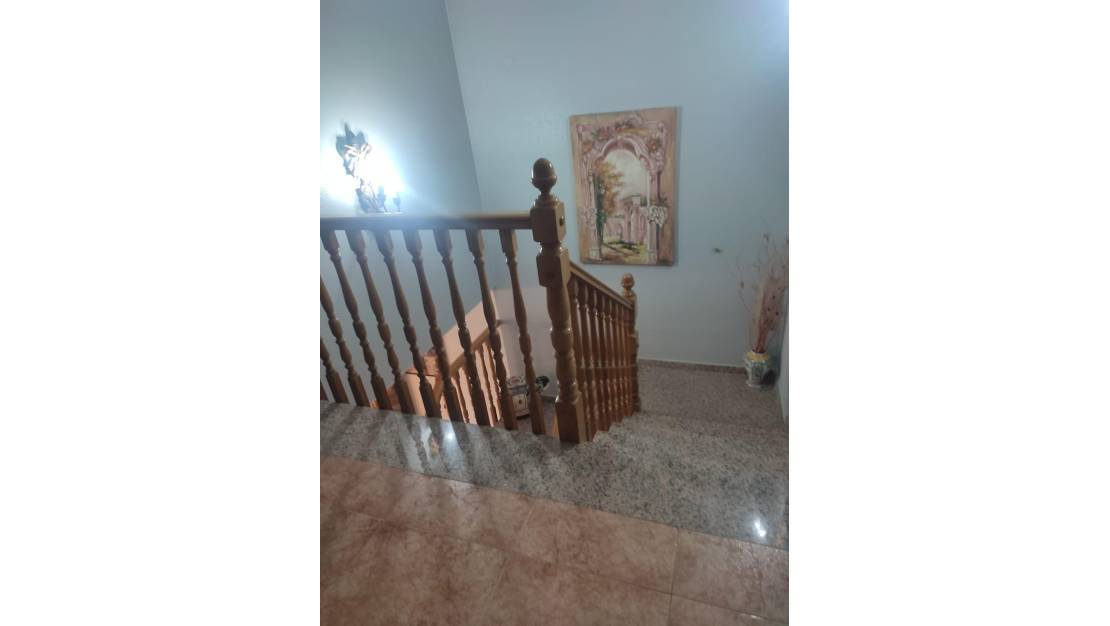 Sale - Terraced house - Dolores - CENTRO