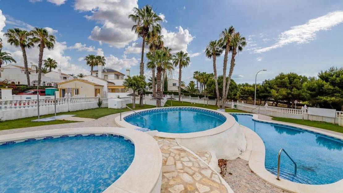 Sale - Terraced house - Orihuela Costa - Los Dolses