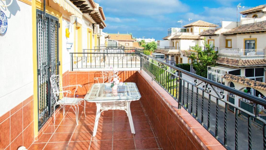 Sale - Terraced house - Orihuela Costa - Punta Prima