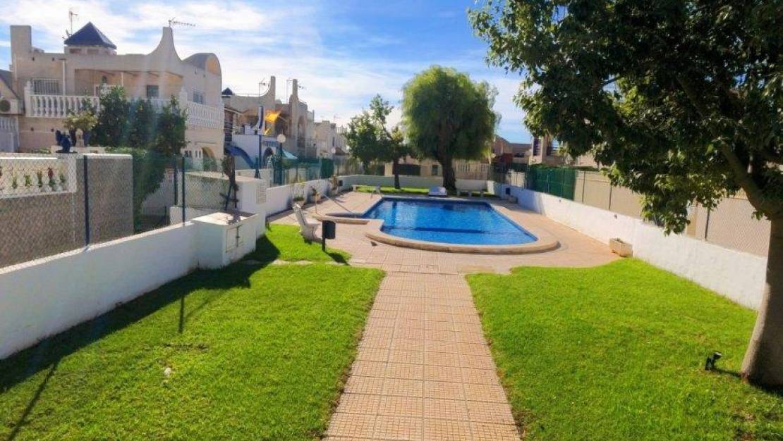 Sale - Terraced house - Torrevieja - Carrefour