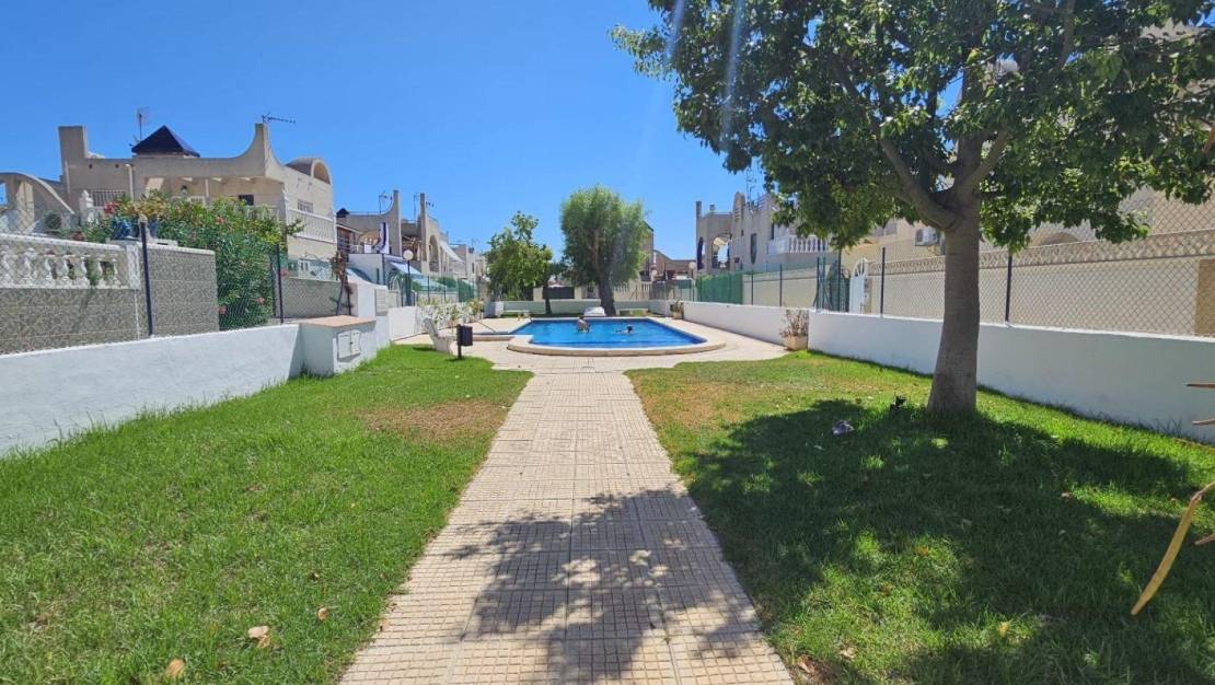 Sale - Terraced house - Torrevieja - Doña ines