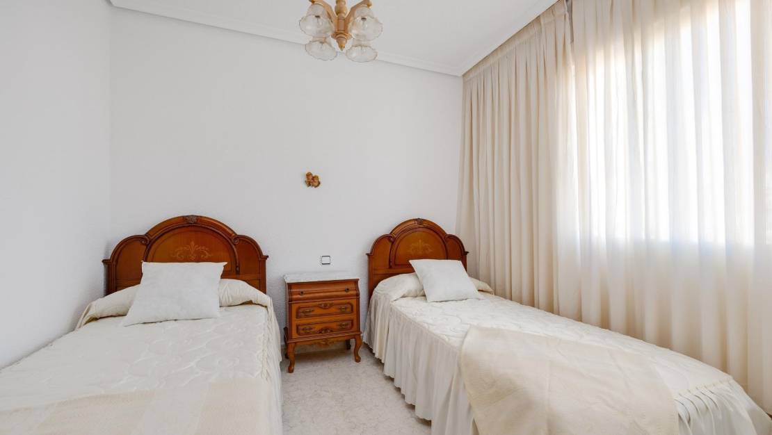 Sale - Terraced house - Torrevieja - Estacion de autobuses