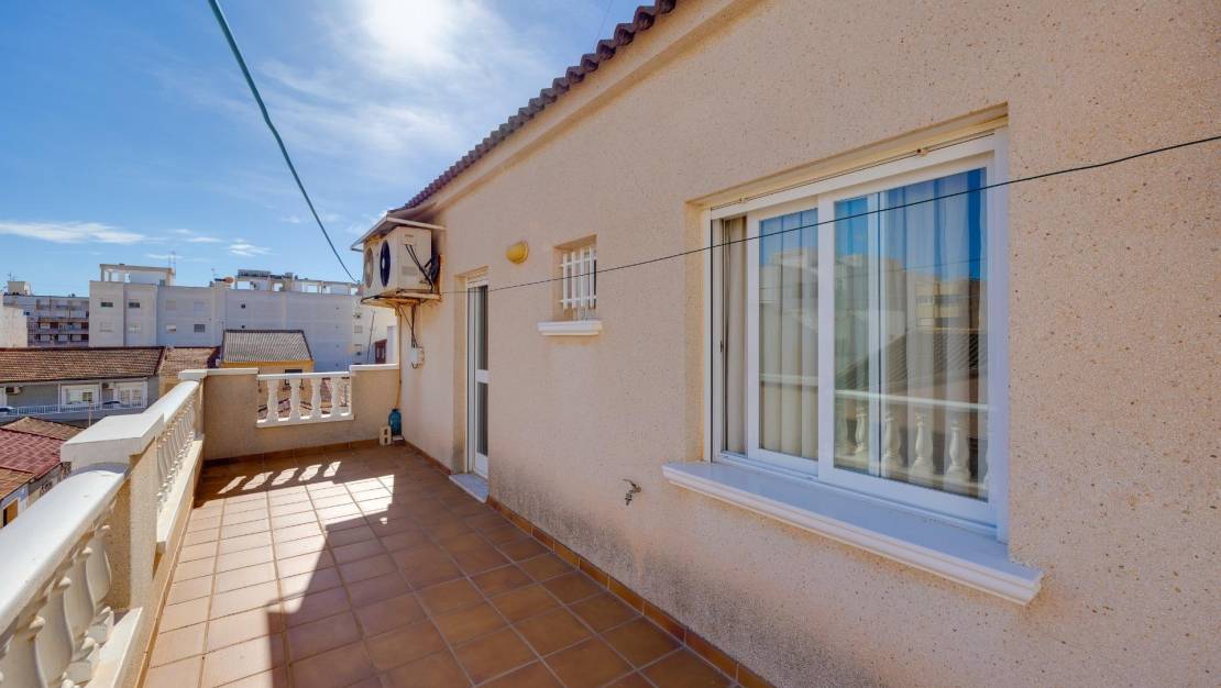 Sale - Terraced house - Torrevieja - Estacion de autobuses