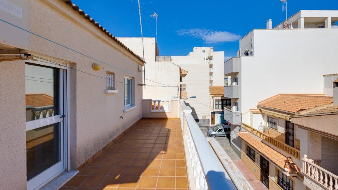 Sale - Terraced house - Torrevieja - Estacion de autobuses